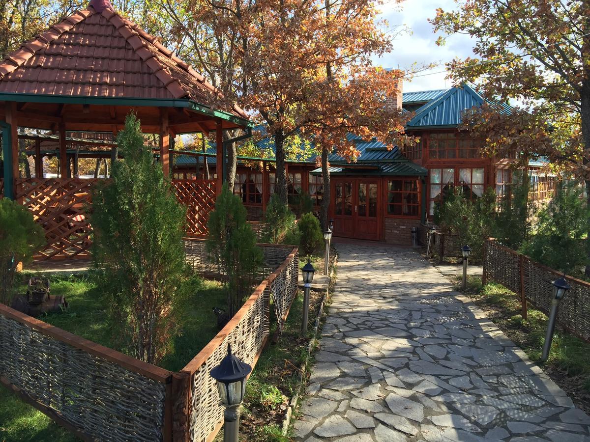 Etno Restoran Ranc Radibus Exterior foto